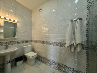 Гостиница Орион Тимашевск Четырехместный номер «Комфорт»-5